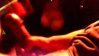 დიასახლისი იდგა კიბოს დროს სექსი.