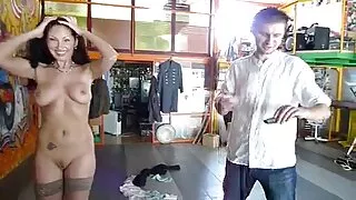 ხარ ჩემი ცოლი კიბოს ტყეში.