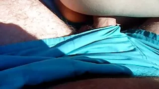 სპერმის გამოდის Lil Lo Lou მინის შემდეგ მჭიდრო anal.