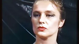 გაჟიმვა ეშმაკი მიჯნაზე Hallo.