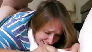 სოფო იღებს მისი ass fucked by სტუმარი შემდეგ rimming.