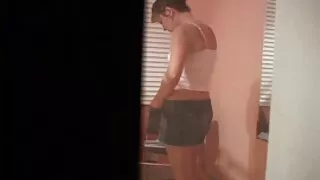 სარა ვანდელა fucks ერთად stepdaughter და მისი მეგობარი.